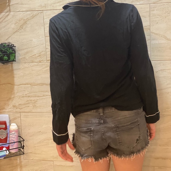 Victoria’s Secret black w/ white border stitching sleep button-down pajama shirt - Picture 11 of 15